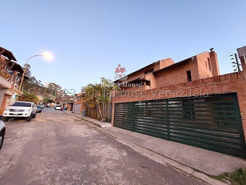 Imagen 20 de 30 de Casa_en_venta_en_caracas_en_alto-hatillo_rah-22-27014 Orlando Figueira 04125535289/04242942992