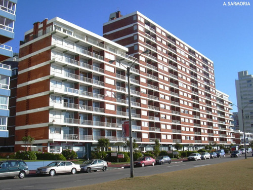 Frente Al Mar Con Excelente Vista, Terraza Y Garage