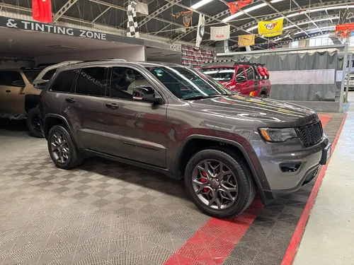 Jeep Grand Cherokee 5.7 Limited Lujo 4x4 At