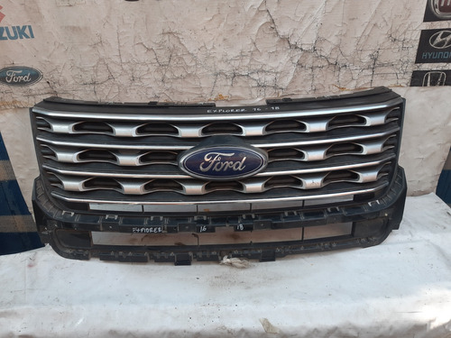 Mascara Para Ford Explorer 2016 Al 2018, Original Usada.