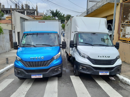 Iveco Daily 35160 2023 Com Baú Alumínio Completa 44 Mil Km