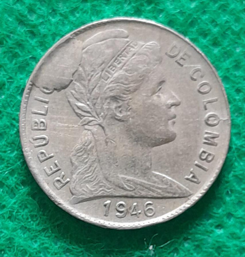 Moneda De 2 Centavos Del Año 1946. Error De Rebaba.