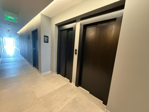 Departamento En Moreno Center