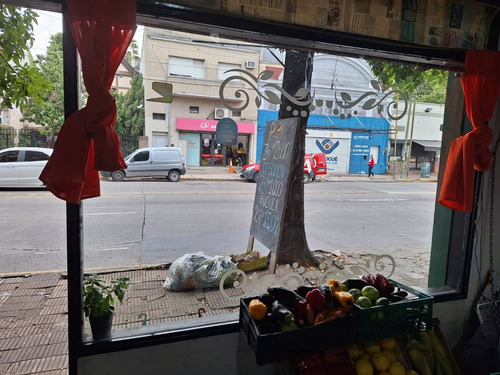 Local Comercial Venta Sobre Avenida Temperley