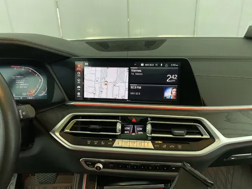 BMW X7 3.0 Xdrive 40i Pure Excelence