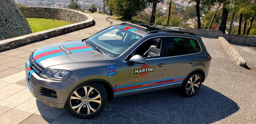Imagen 1 de 15 de Volkswagen Touareg 2014 4.2 V8 Nave R Pikepeaks At