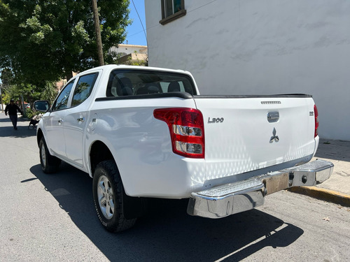Mitsubishi L200 2.5 Di-d Cabina Doble 4x4 Mt
