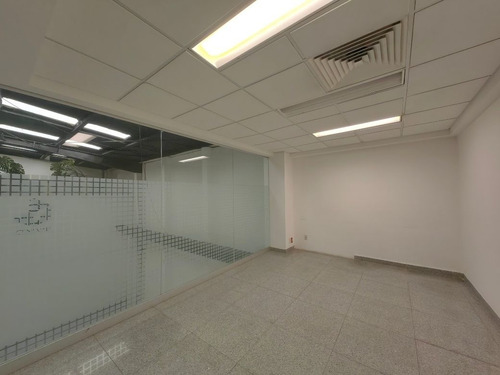 Edificio Oficinas En Col. Portales / 3,064m2c / 21 Privados