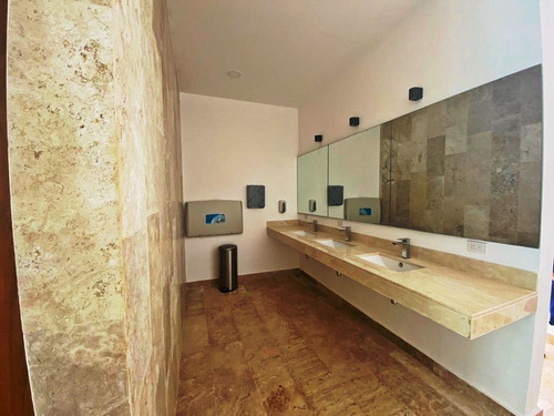 Casa(149) En Venta En Privada Zendera, Conkal
