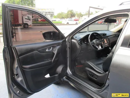 Nissan X-trail T32 4x4 2500cc At Aa