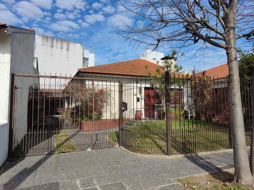 Imagen 2 de 3 de Chalet En Venta En Barrio Parque
