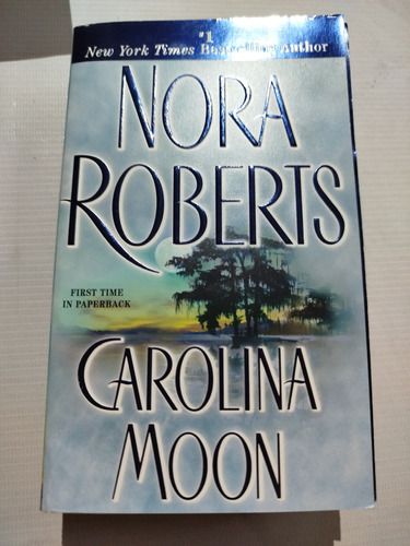 Nora Roberts Carolina Moon Libro En Inglés 