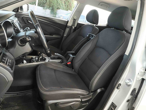 SsangYong XLV 4X2 1.6 MT DIESEL STD