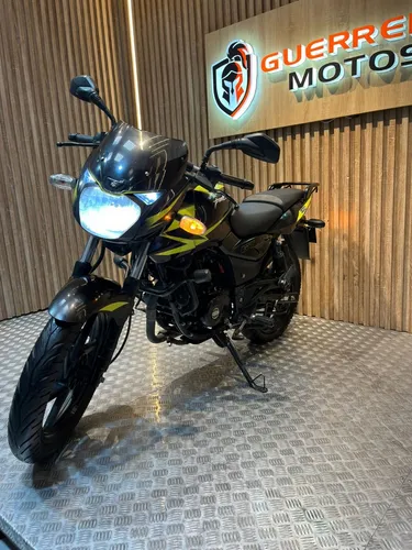Bajaj Pulsar 180 Fi 2022