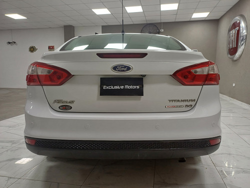 Ford Focus III 2.0 Sedan Titanium At6