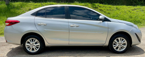 Toyota Yaris Sedán 1.5 Xl 16v Cvt 4p