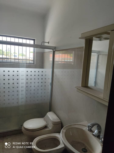Imagen 5 de 9 de Liac Casa En Venta Trigal Sur Calle Cerrada Penelope Yañez