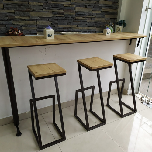 Imagen 5 de 8 de Taburetes De Madera Y Metal