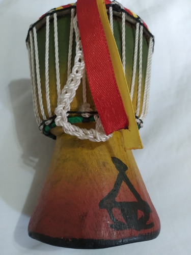 Mini Tambor Artesanal Místico Africano (Usado)