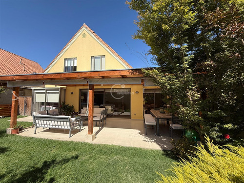 Casa Enaco En Venta De 4 Dorm. En Lo Barnechea
