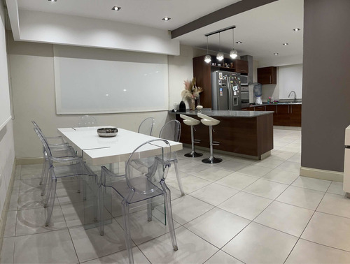 Imagen 12 de 30 de Cardales Forever Alquiler Vacacional Casa En Country Cardales Village 4 Hab.hasta 8 Pers. Pileta Climatizada Wifi Gym Tenis Plaza