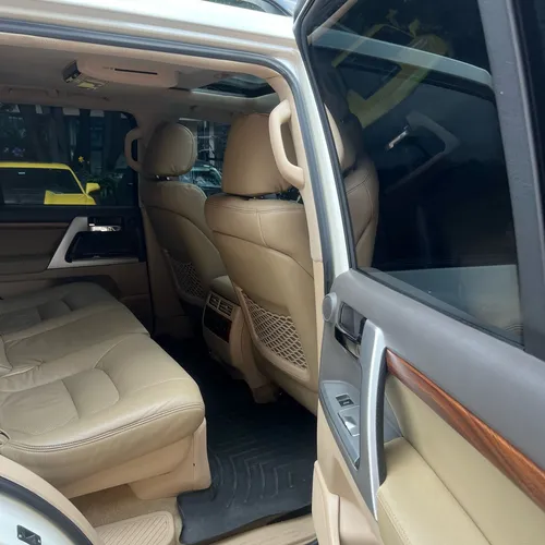 Toyota Land Cruiser 4.5 Imperial Lc200 Diésel