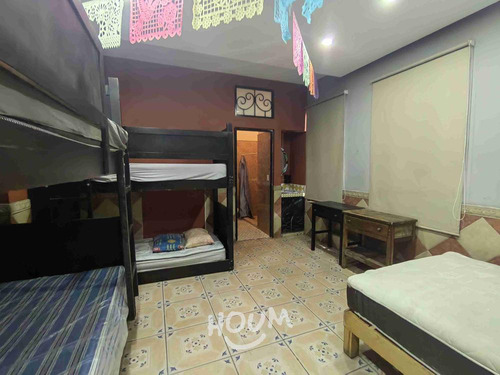 Casa En Guadalajara Centro, Guadalajara Con 5 Recámaras, 350 M², Id: 138533