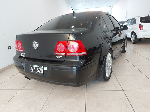 Imagen 7 de 12 de Volkswagen Bora 2011 1.8 Highline T 180cv
