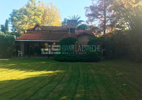 D. Esteche Realty