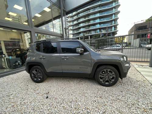 Imagen 4 de 25 de Nueva Jeep Renegade Serie S 1.3t At6 4x2 En Stock Fisico Hg