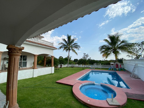 Residencia Lomas De Cocoyoc 5r 5b 4e Alberca Super Jardin