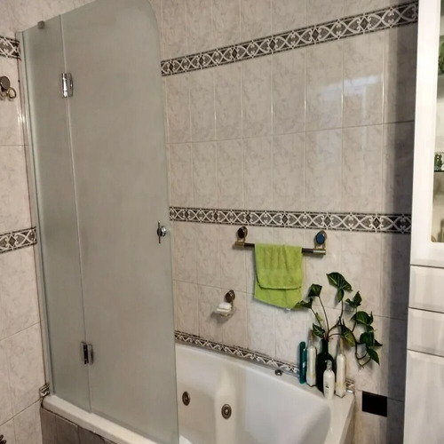 Imagen 3 de 9 de Mampara Rebatible + Paño Fijo 100 X 150 Esmerilada 18 Cuotas