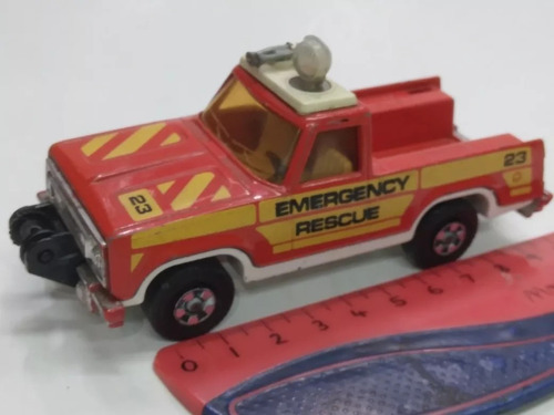 Matchbox Super Kings Plymouth Trail Duster Emergency 1978