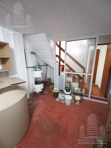 Excelente Triplex En Av. Costanera Al 1400