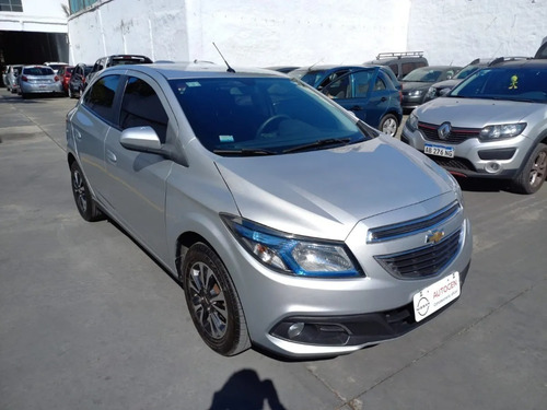 Imagen 3 de 15 de Chevrolet Onix 1.4 Ltz