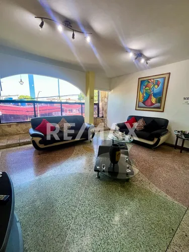 Casa En El Palmar Oeste.