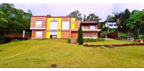 Casa Campestre En Venta Envigado Loma Del Escobero (t)