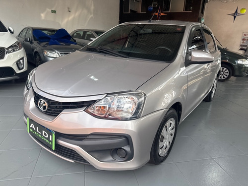 Toyota Etios Etios XS 1.5 (Flex)