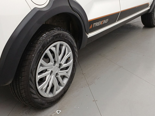 Fiat Mobi 1.0 EVO FLEX TREKKING MANUAL