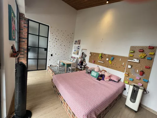 Casa En Venta En Alfaguara. Cod V11494
