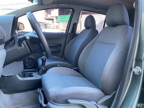 Volkswagen Suran Trendline `10