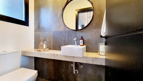 Imagen 18 de 29 de Casa Cuatro Ambientes Con Piscina Climatizada