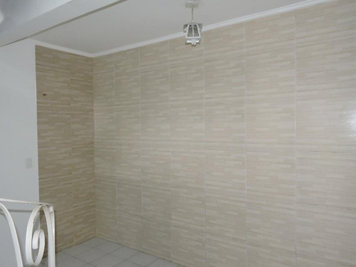 Sobrado Com 3 Dormitórios Para Alugar, 208 M² Por R$ 4.500,00 - Jardim - Santo André/sp - So0341