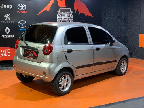 Imagen 5 de 12 de Chevrolet Spark .