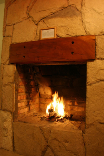 Imagen 22 de 28 de Departamentos Turisticos / Temporales En San Martin De Los Andes De 1 A 4 Pax - Nivel Hotelero, C/estacionamiento, Patio, Parrilla, Wifi. Smartv, Inmejorable Ubicacion Y Calidad