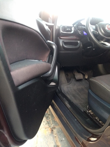 Imagem 4 de 9 de Fiat Cronos 2020 1.8 Precision 16v Flex Aut. 4p