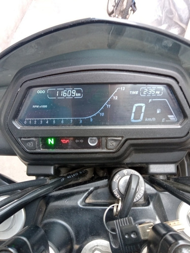 Imagen 6 de 11 de Bajaj Dominar 400