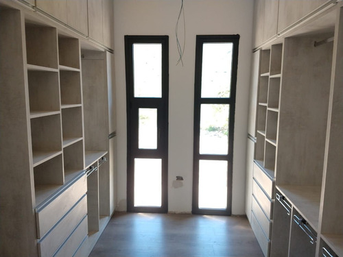 Casa En Venta En Potrero De Los Funes