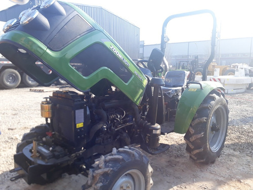 Imagen 5 de 11 de Tractor Chery By Lion 45 Hp 4x4 Con Pala Omar Martin