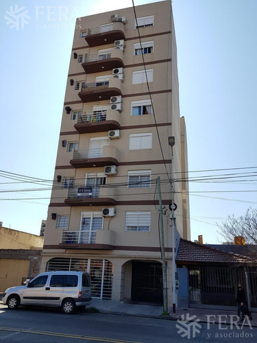 Imagen 2 de 11 de Venta De Departamento 2 Ambientes Con Cochera Cubierta En Wilde (26950)